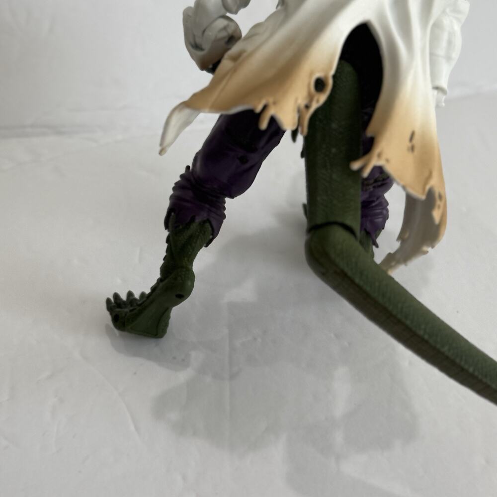 Marvel Legends Lizard BAF Figure Very Good Condition - Picture 7 of 16